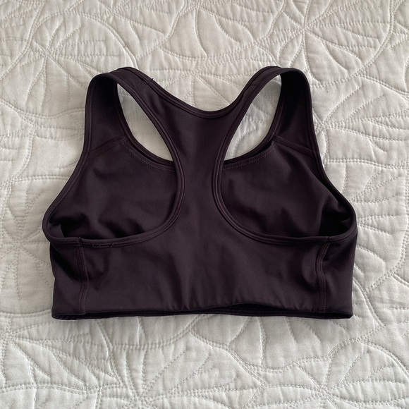Nike sports bra - Picture 2 of 2